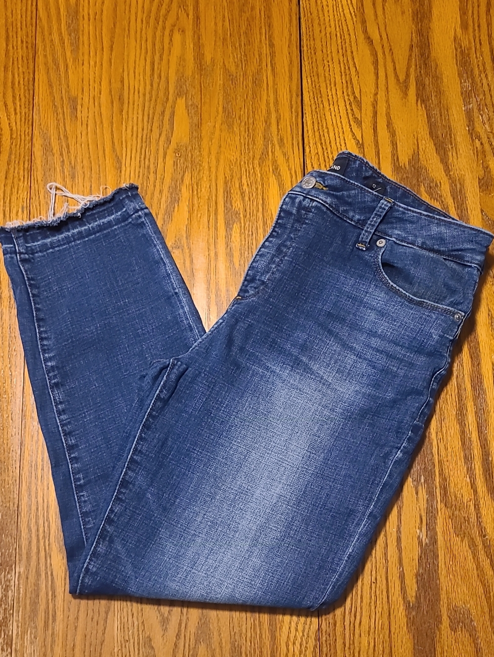 Lucky Brand Dark Blue Cropped Frayed-Hem Jeans 12/31
